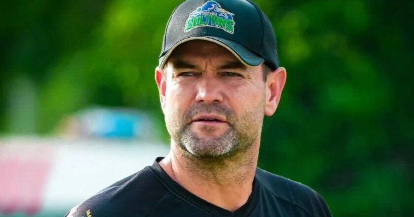 South Africa’s Mike Smith Appointed Pakistan’s Batting Coach