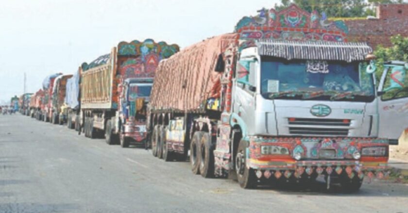 Pakistan Transporters Begin Nationwide Wheel-Jam Strike